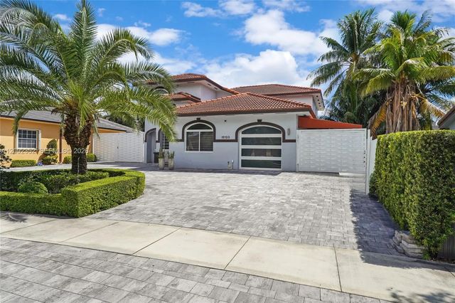2 of 55 - 15123 Nw 87th Place, Miami Lakes, FL