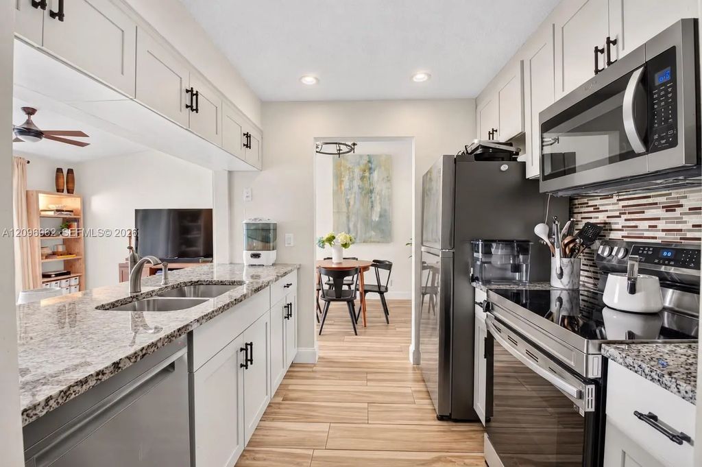 13771 Oneida Drive #b3, Delray Beach
