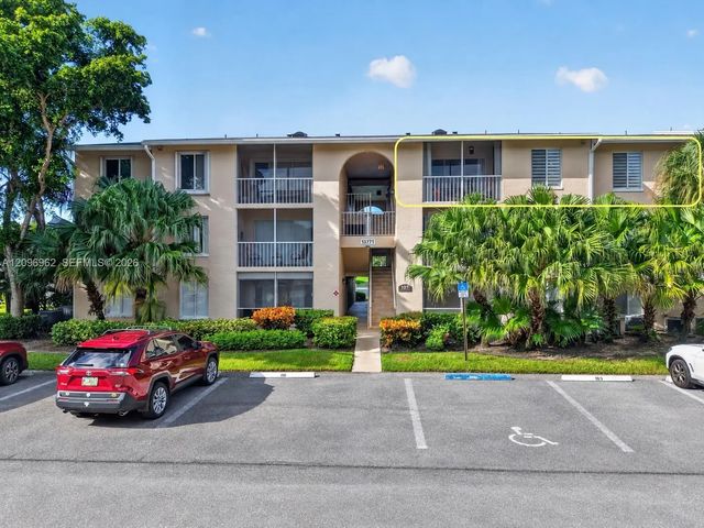 3 of 49 - 13771 Oneida Drive #b3, Delray Beach, FL