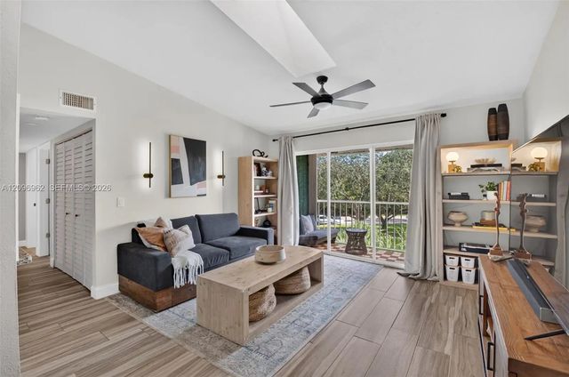 5 of 49 - 13771 Oneida Drive #b3, Delray Beach, FL