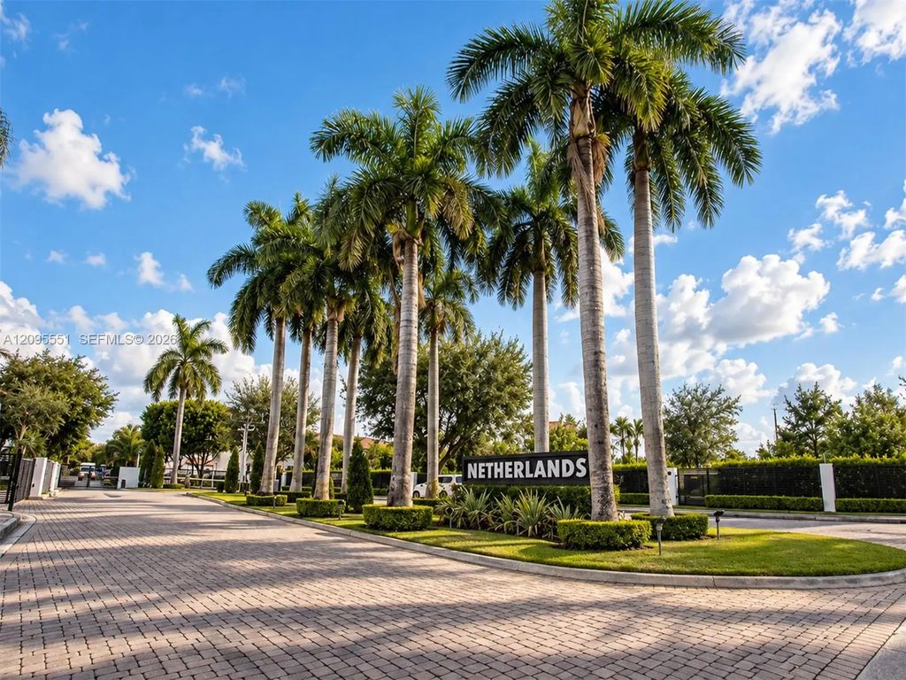 11480 Nw 81st Terrace, Doral