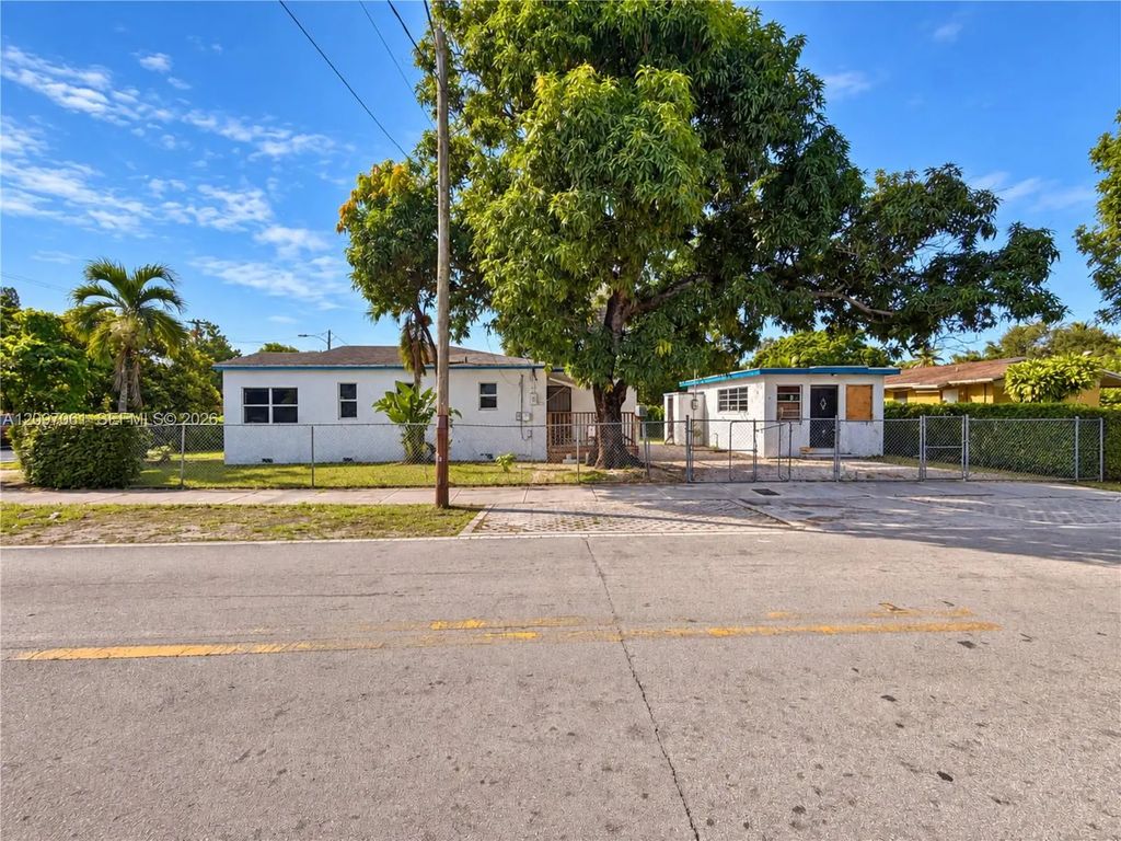 3330 Nw 15th Avenue, Miami