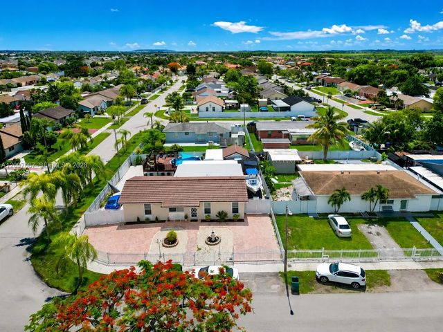2 of 41 - 25305 Sw 124 Court, Homestead, FL