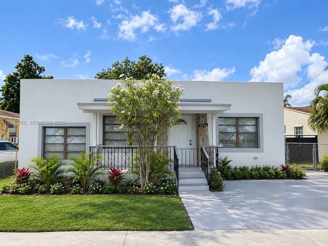 2 of 16 - 3500 Nw 16th Street, Miami, FL