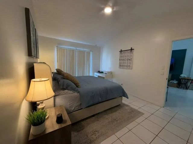 4 of 51 - 1437 Royal Forest Court, West Palm Beach, FL