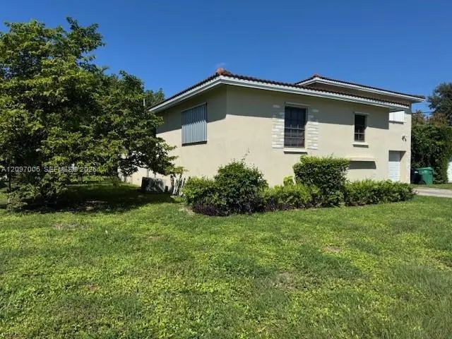 2 of 23 - 1800 Sw 83rd Avenue, Miami, FL