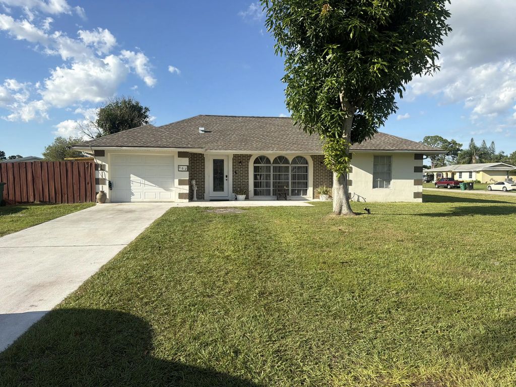662 Sw Branford Drive, Port St. Lucie