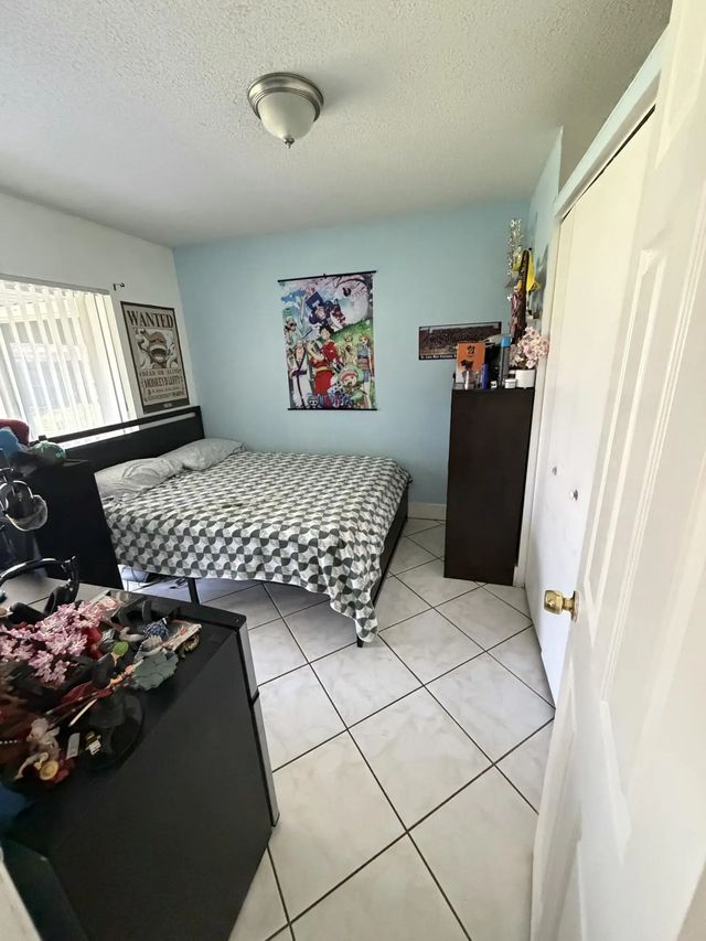 5 of 15 - 662 Sw Branford Drive, Port St. Lucie, FL