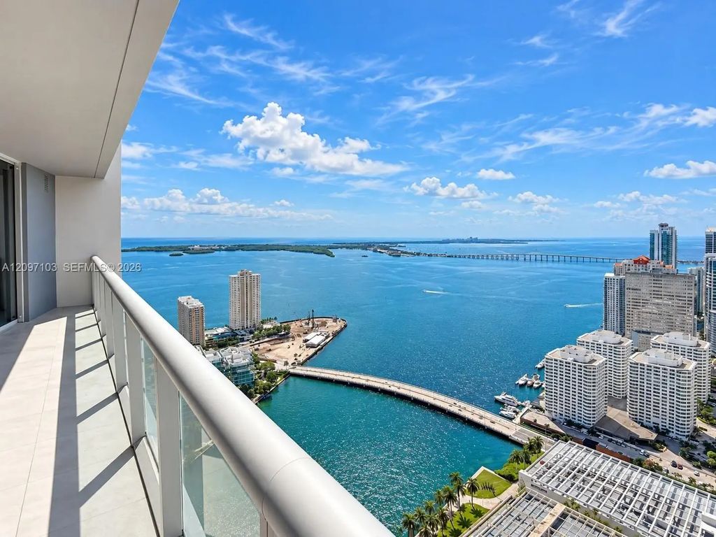 495 Brickell Avenue #4911, Miami