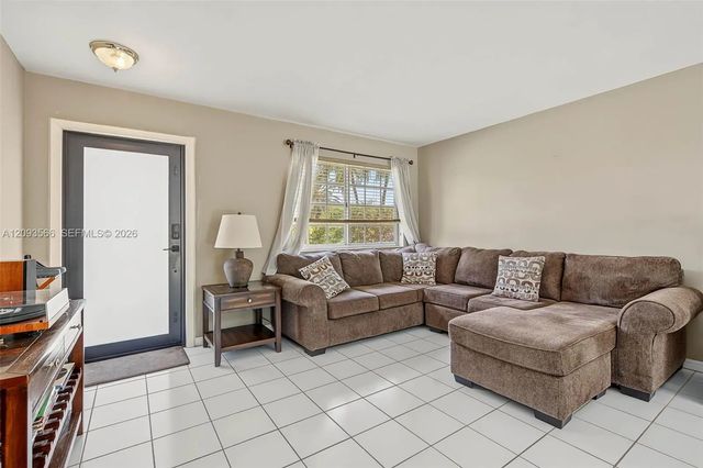4 of 30 - 18047 Sw 154th Court, Miami, FL