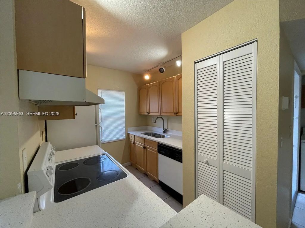 11626 Nw 26th Court #4, Coral Springs