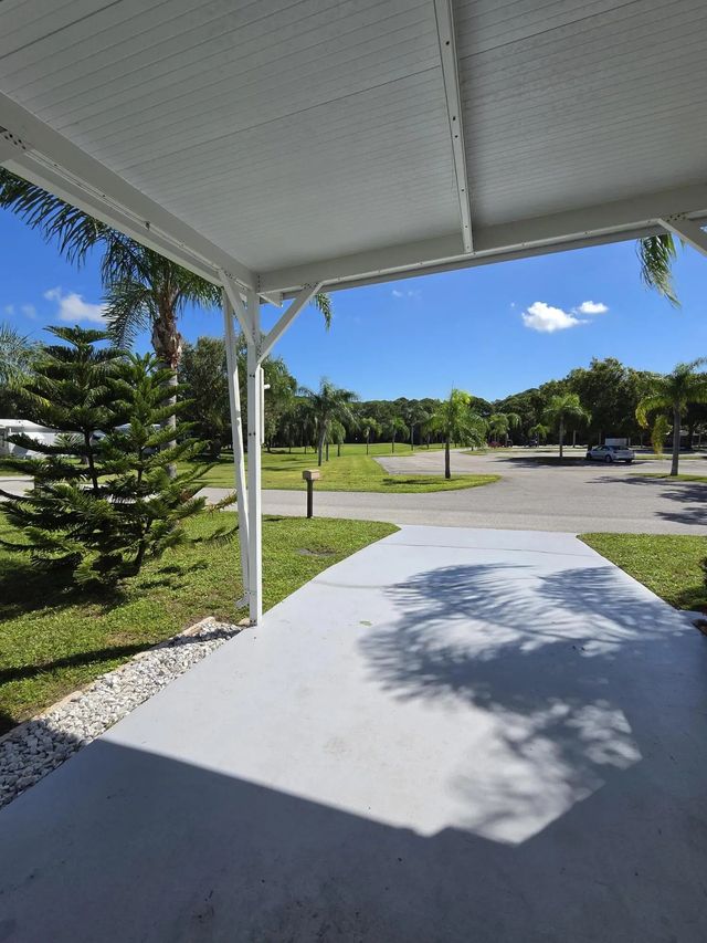 5 of 60 - 99 W Caribbean, Port St. Lucie, FL