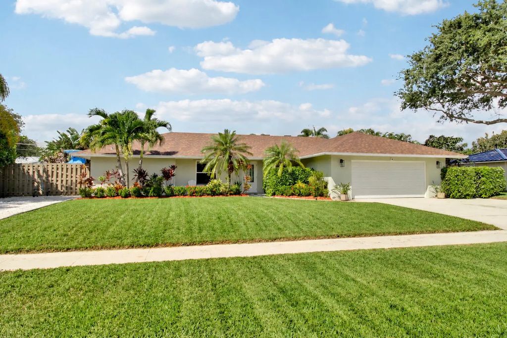 19823 Hibiscus Drive, Jupiter