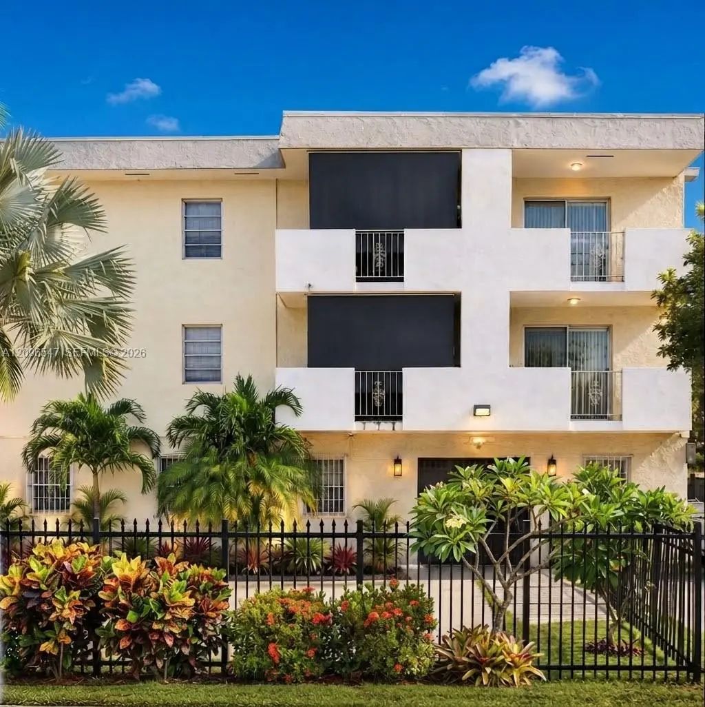 2745 W Okeechobee Road #56, Hialeah
