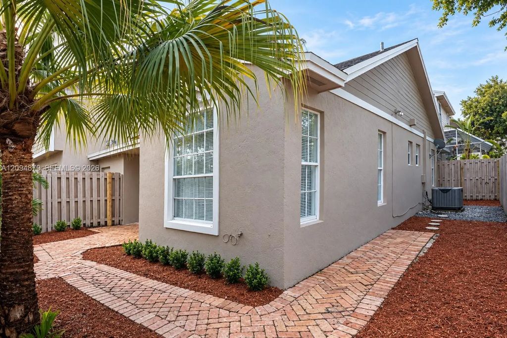 12201 Sw 148th Street #901, Miami