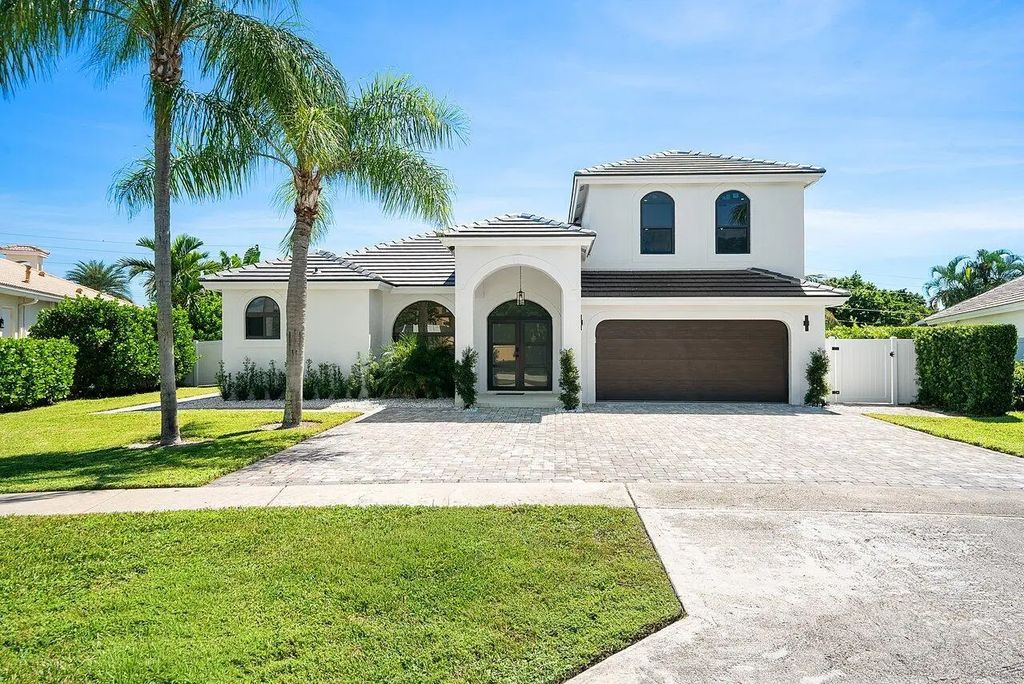 7548 Fairway Trail, Boca Raton