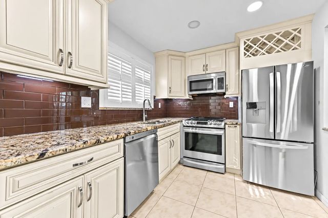 5 of 56 - 15072 Ashland Place #124, Delray Beach, FL