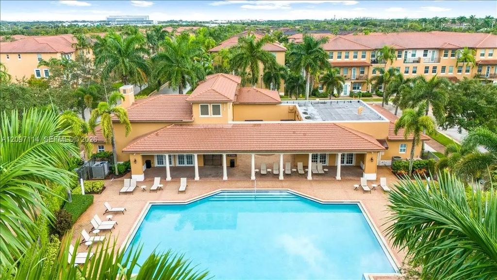 1048 Sw 147th Avenue #10107, Pembroke Pines