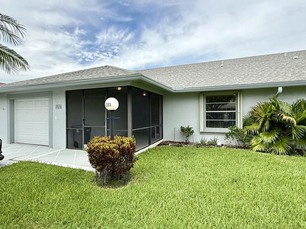 5253 Crystal Anne Drive, West Palm Beach