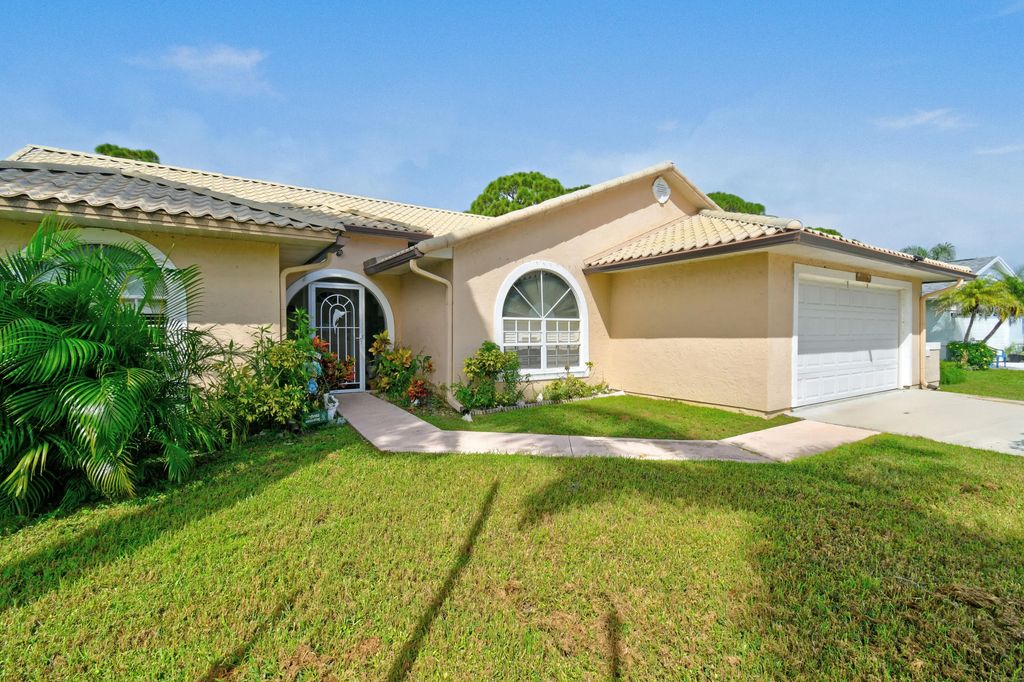 1758 Se Duma Terrace, Port St. Lucie