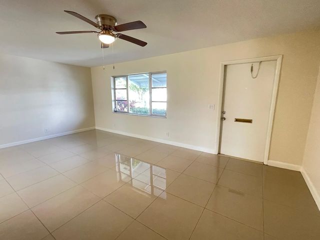 5 of 31 - 1304 Sw 15th Street, Boynton Beach, FL