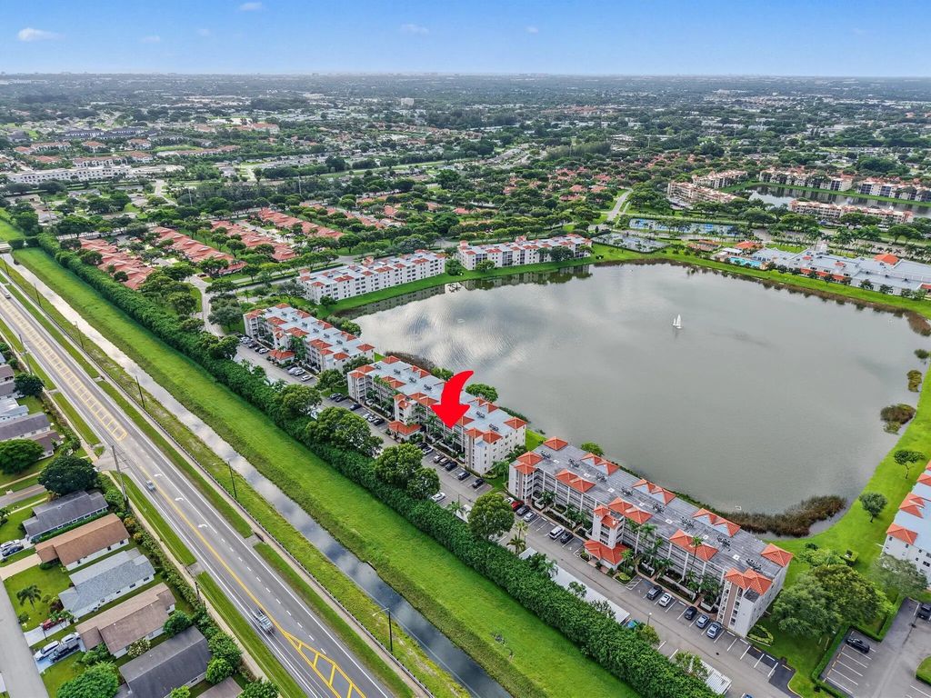 6096 Huntwick Terrace #206, Delray Beach