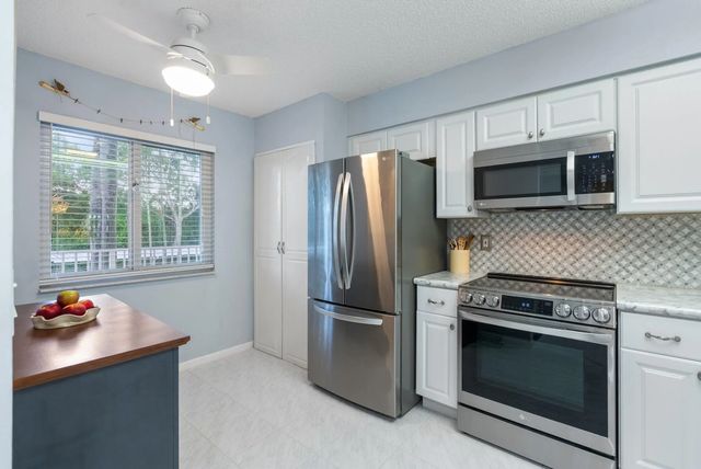 3 of 46 - 6096 Huntwick Terrace #206, Delray Beach, FL