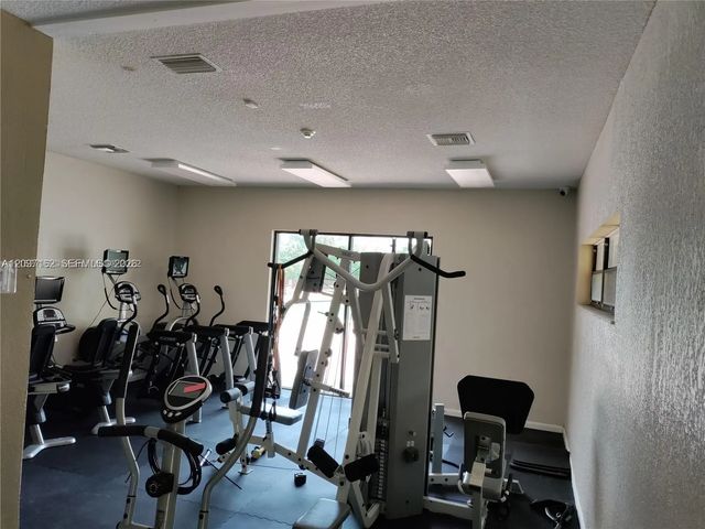 2 of 32 - 6950 Miami Gardens Drive #2-508, Hialeah, FL