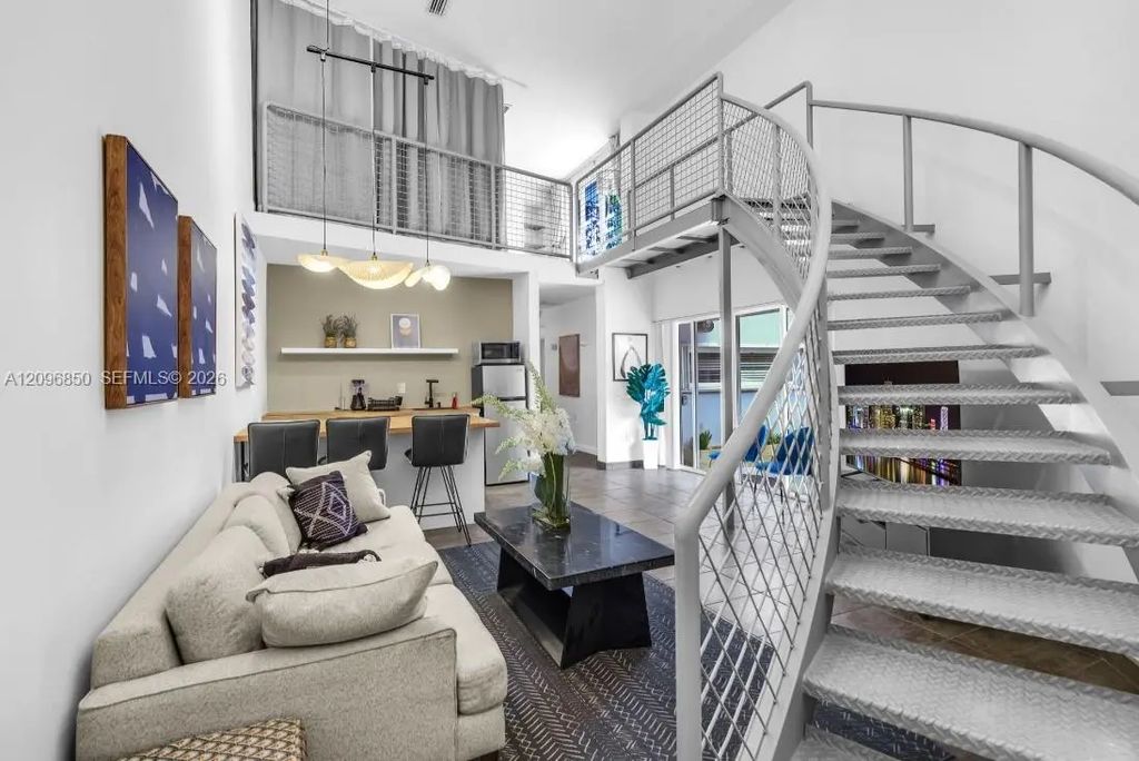 3225 Sw 58th Avenue #back, Miami