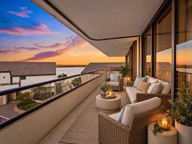 2 of 42 - 100 Lakeshore Drive #251, North Palm Beach, FL