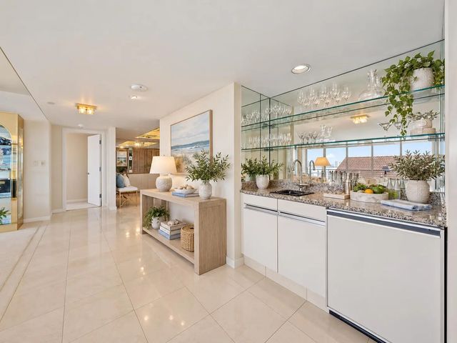 5 of 42 - 100 Lakeshore Drive #251, North Palm Beach, FL
