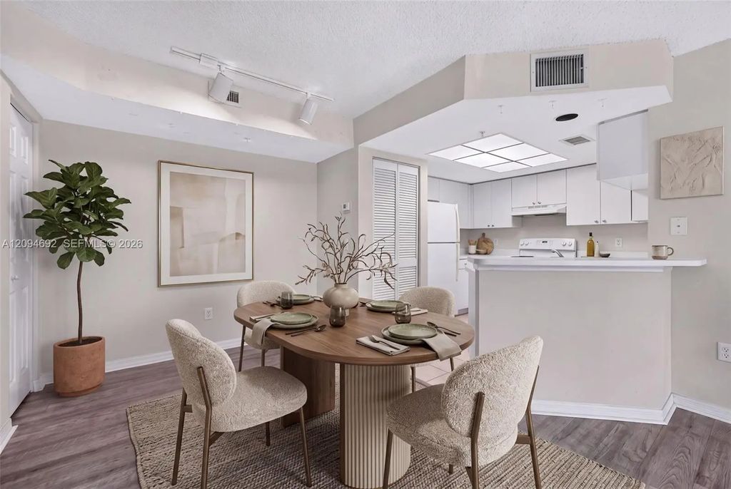 2005 Se 10th Avenue #407, Fort Lauderdale