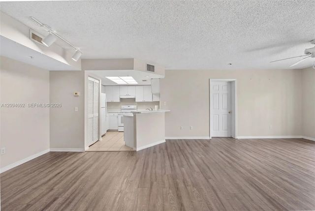 5 of 39 - 2005 Se 10th Avenue #407, Fort Lauderdale, FL