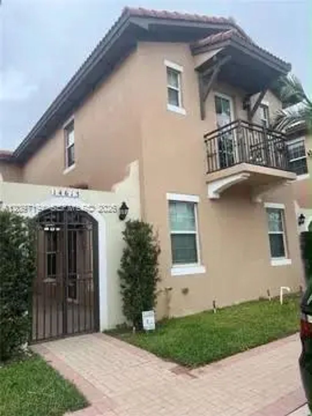 14613 Sw 13th Street, Pembroke Pines