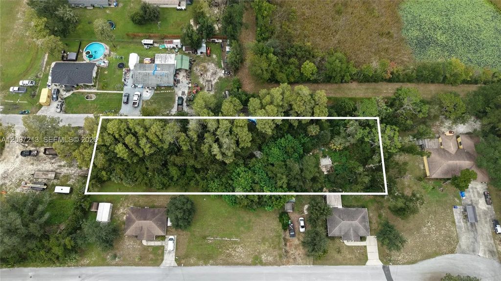 930 Ne 1st Terrace, Crystal River