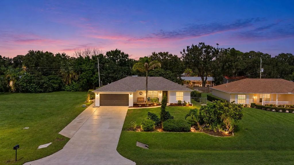 7508 Paso Robles Boulevard, Fort Pierce