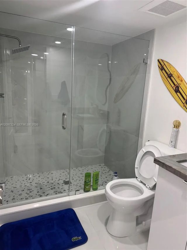 3 of 22 - 6423 Collins Avenue #401, Miami Beach, FL