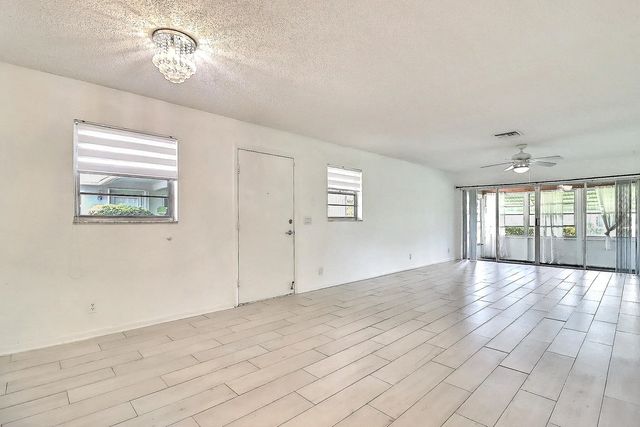 3 of 32 - 450 Bluebird Lane, Delray Beach, FL