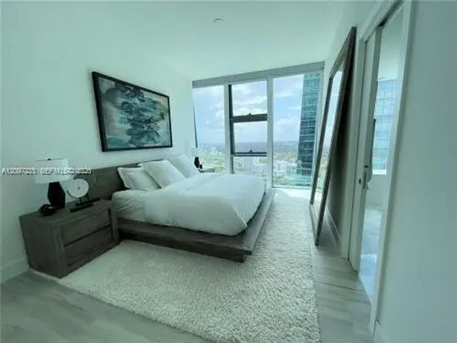 5 of 6 - 1451 Brickell Avenue #4204, Miami, FL