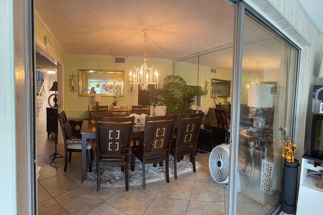 4 of 26 - 627 Laconia Circle #b, Lake Worth, FL