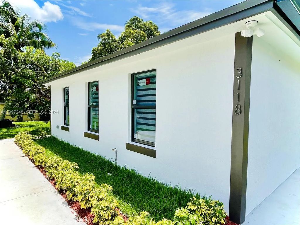 3118 Nw 60 Street, Miami
