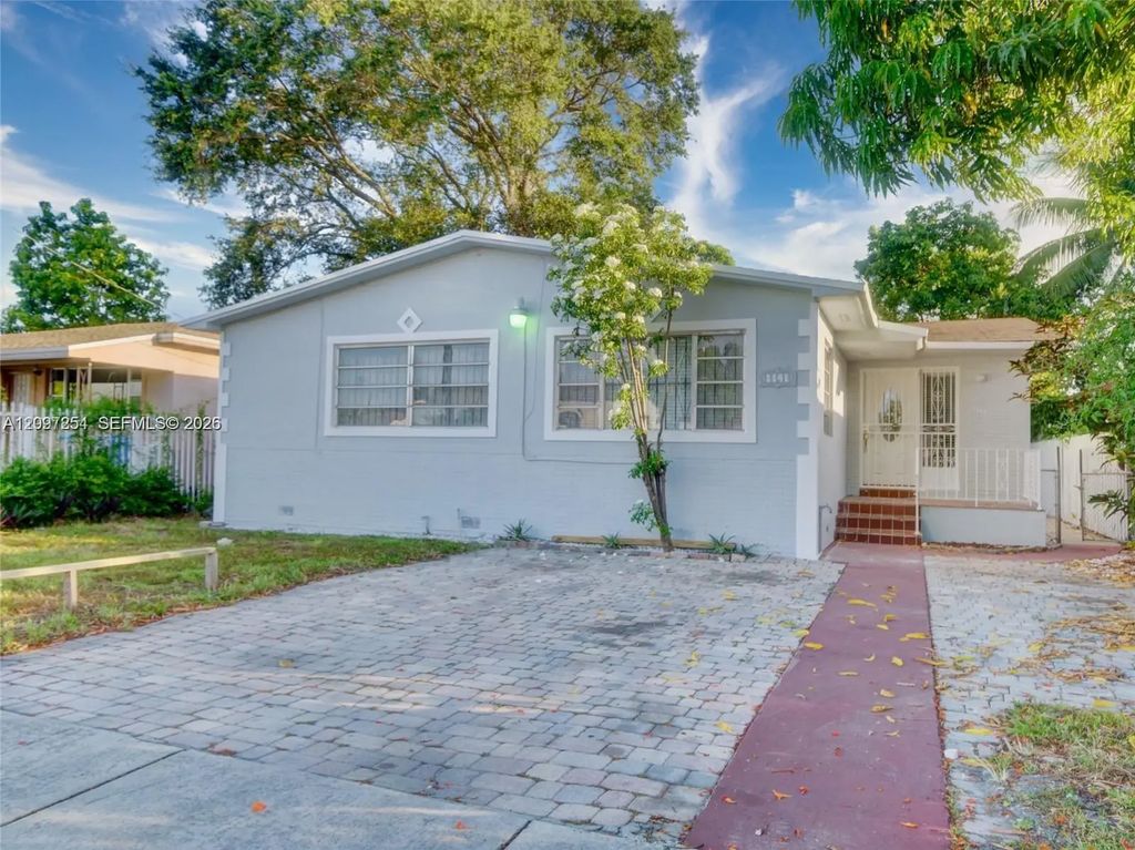 1141 Nw 75th Street, Miami
