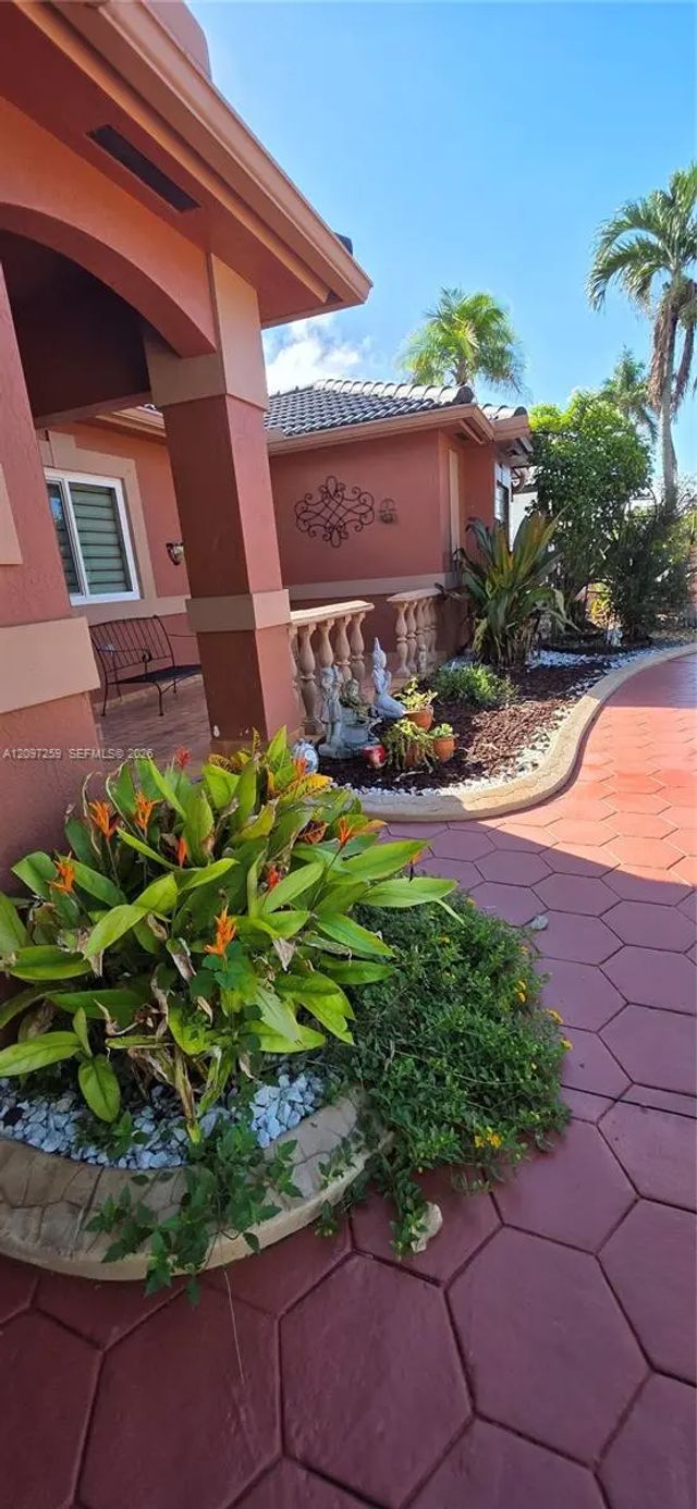 2 of 37 - 17665 Nw 87th Court, Hialeah, FL