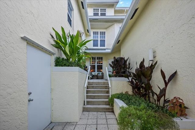 4 of 58 - 105 Mainsail Circle, Jupiter, FL