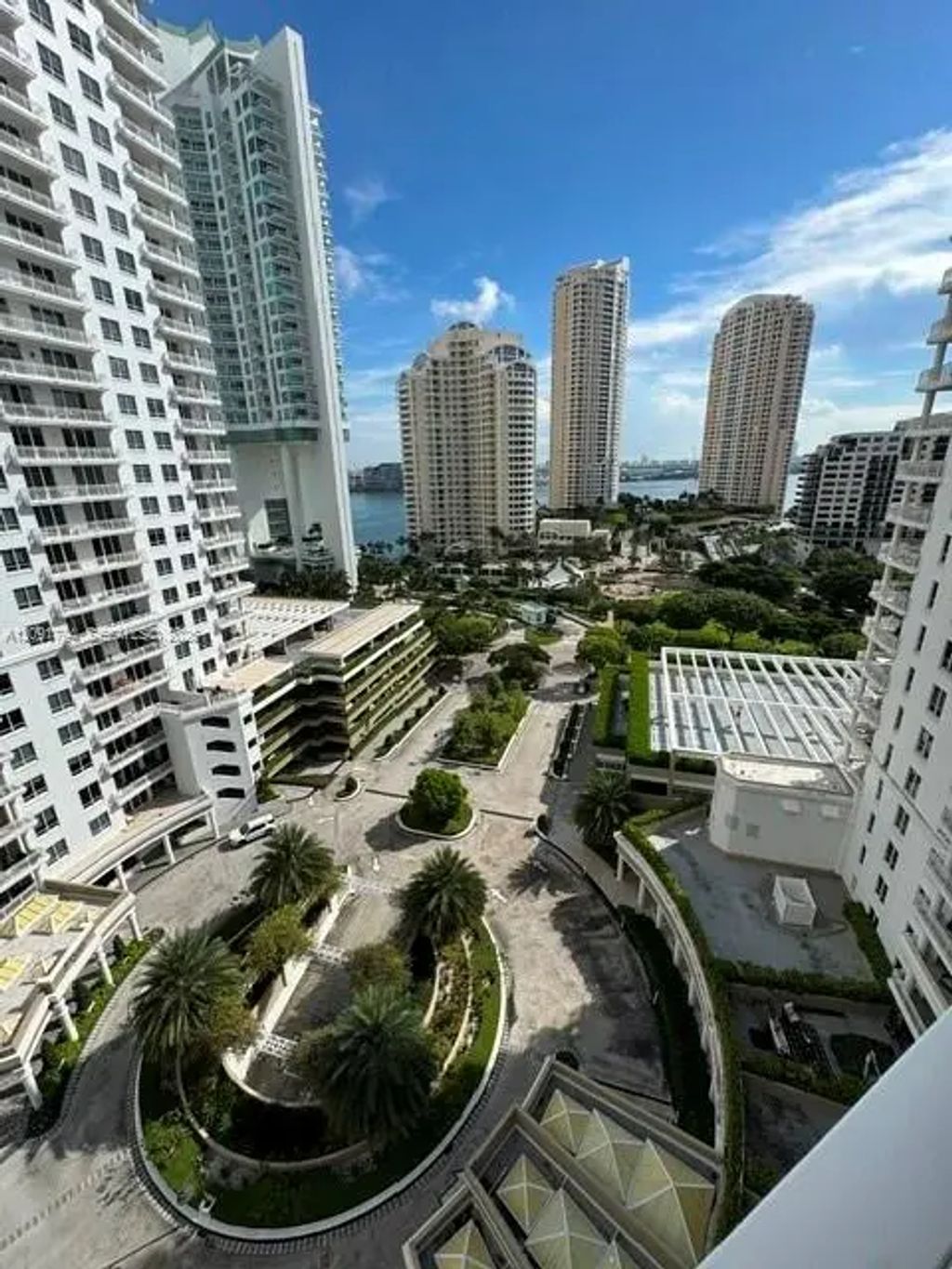 701 Brickell Key Boulevard #1605, Miami