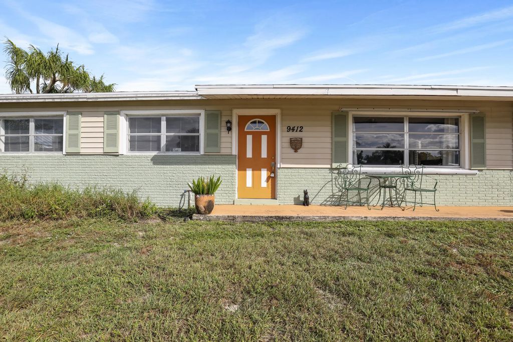 9412 Bellewood Street, Palm Beach Gardens