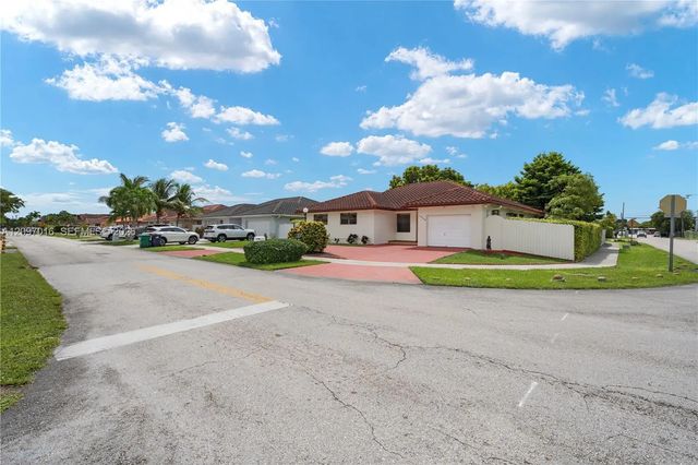 2 of 36 - 10980 Sw 38th Street, Miami, FL