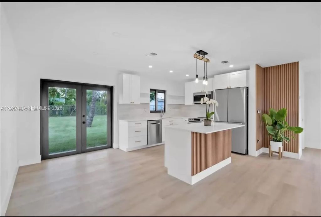 10680 Sw 146th Street, Miami