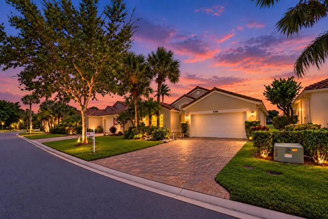 5288 Grey Birch Lane, Boynton Beach