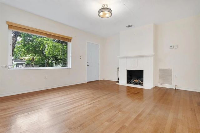 4 of 59 - 77 Nw 106th Street, Miami Shores, FL